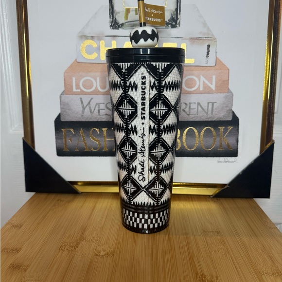 Starbucks Other - Starbucks Shadé Akanbi Berber Diamond